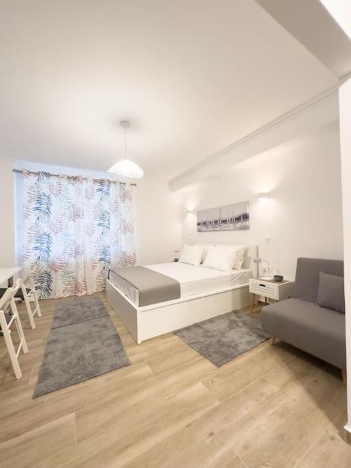 Petite Retreat In Kolonaki, Athens /Netflix Apartment Екстериор снимка