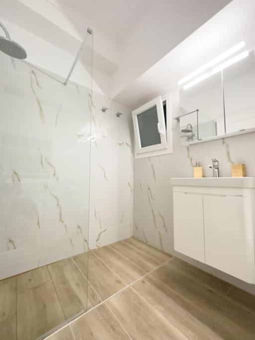 Petite Retreat In Kolonaki, Athens /Netflix Apartment Екстериор снимка