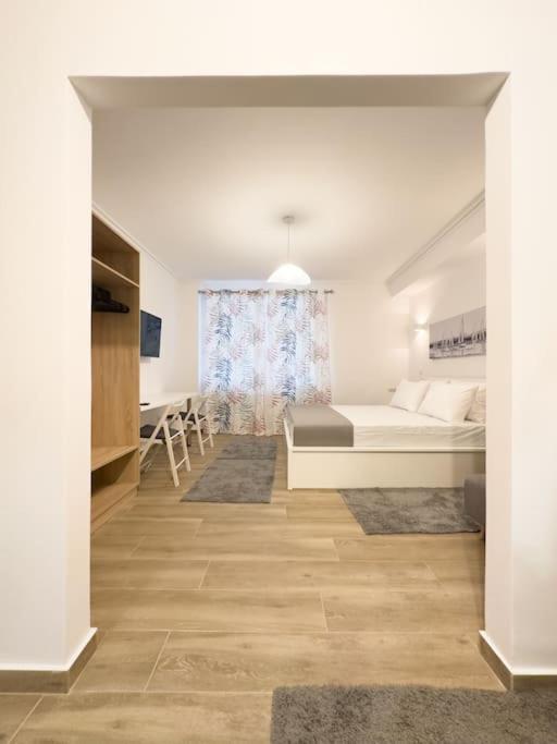 Petite Retreat In Kolonaki, Athens /Netflix Apartment Екстериор снимка