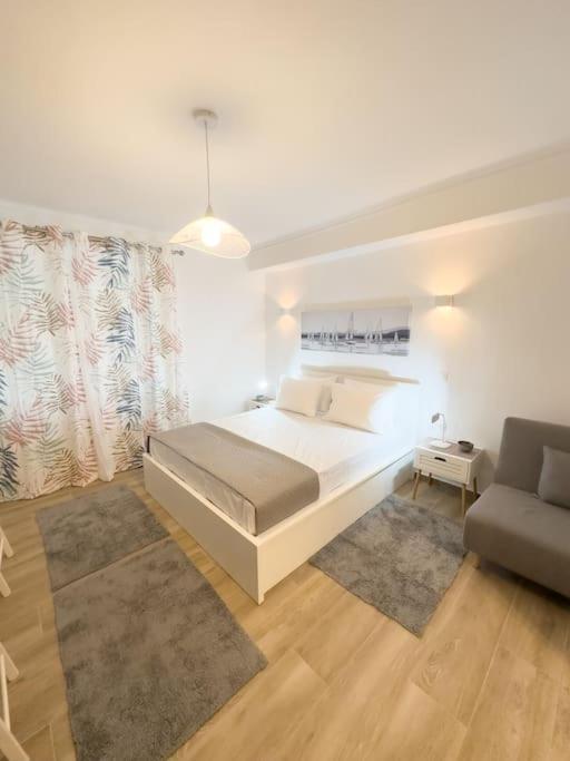 Petite Retreat In Kolonaki, Athens /Netflix Apartment Екстериор снимка